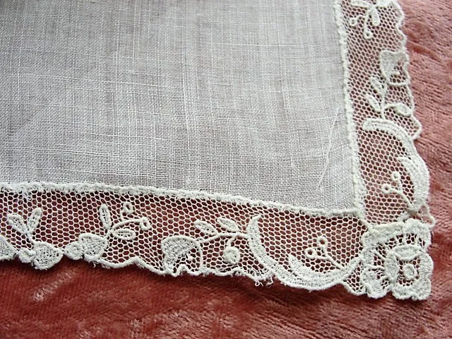 Antique 1900s Heirloom Lace Edged Handkerchief, Vintage Hanky, Bridal Hankie, Special Wedding,Lace Hankies, Collectible Wedding Hankies