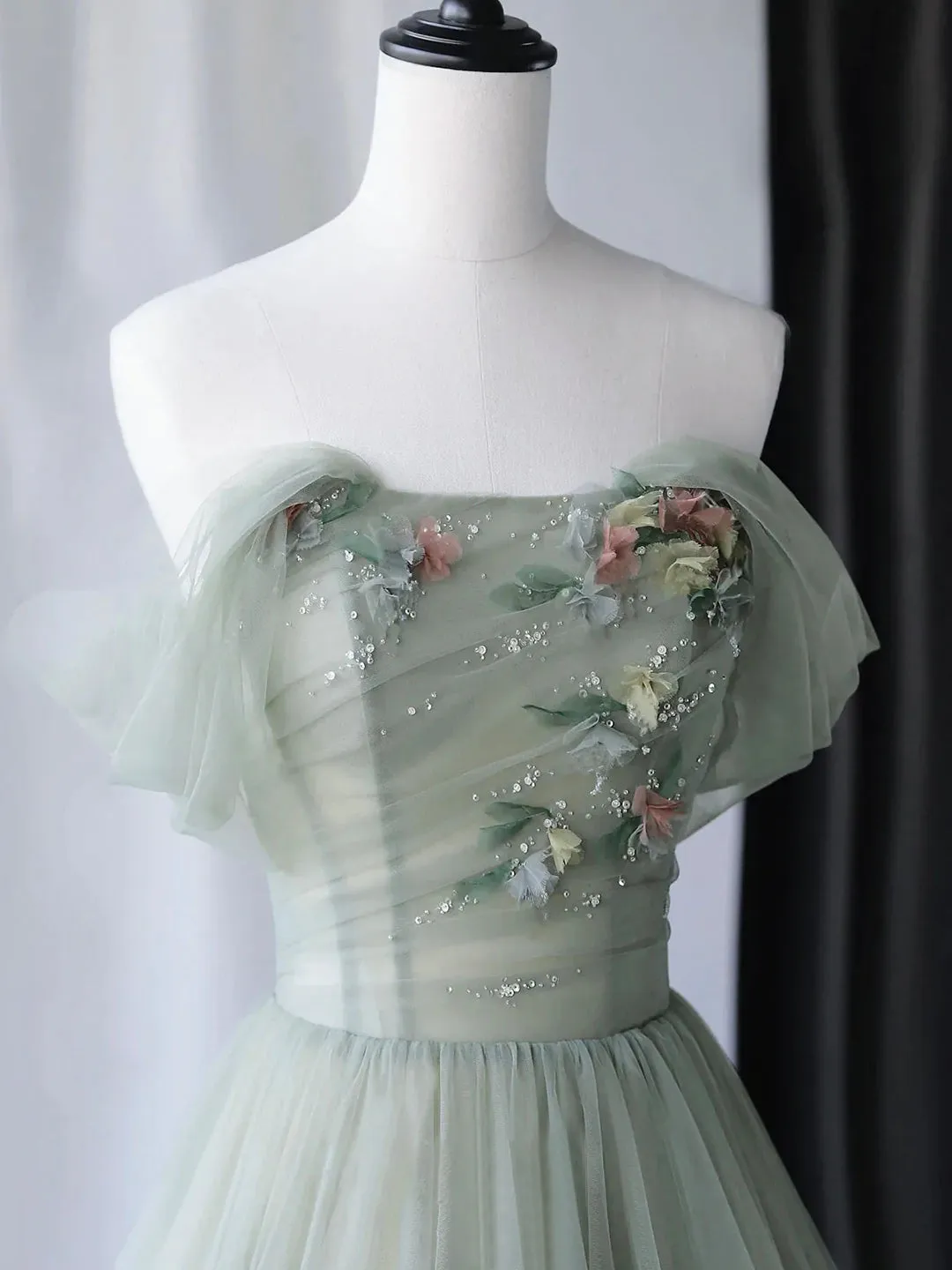 Beautiful Green Tulle Long Prom Dress Off Shoulder Evening Dress