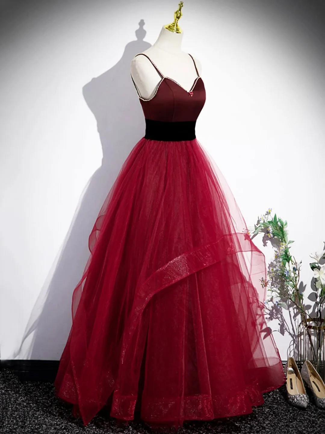 Burgundy Spaghetti Strap Tulle Long Corset Prom Dress A-Line Evening Party Dress