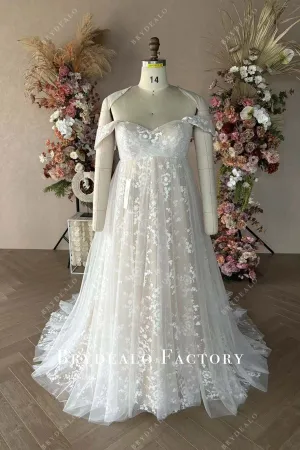 Custom Lace Empire Puffy A-line Pregnant Bridal Dress