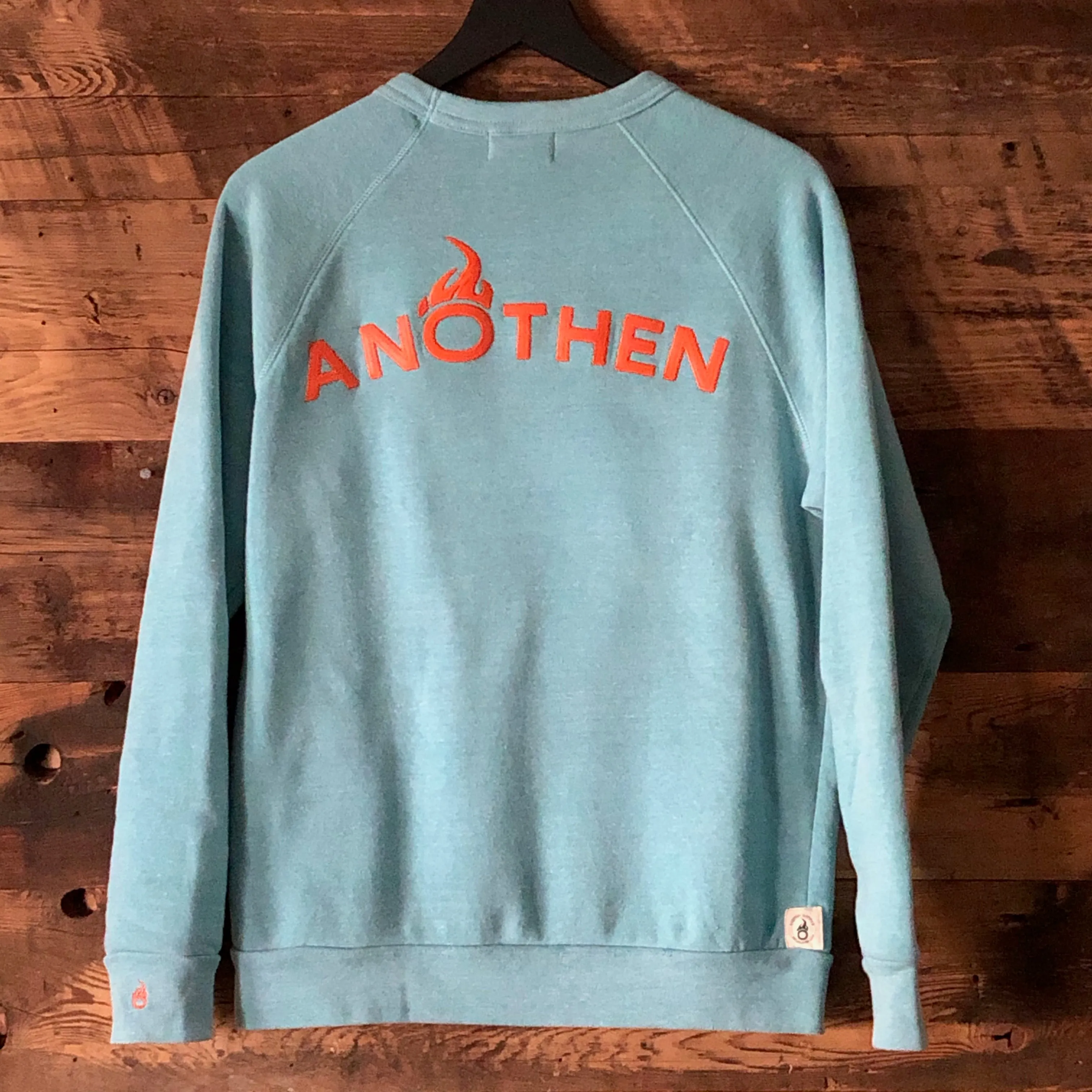 Insignia Limited Edition - Crewneck Fleece- Aqua