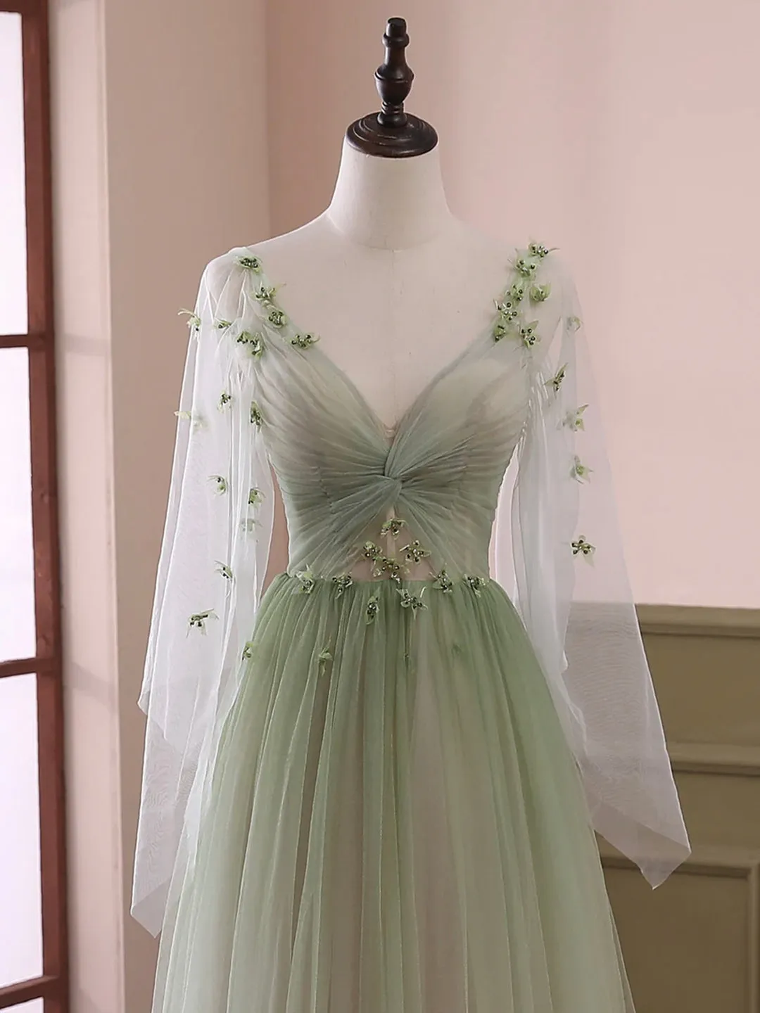 Light Green Tulle Long Sleeve Prom Dress Green Gradient Floor Length Evening Dress