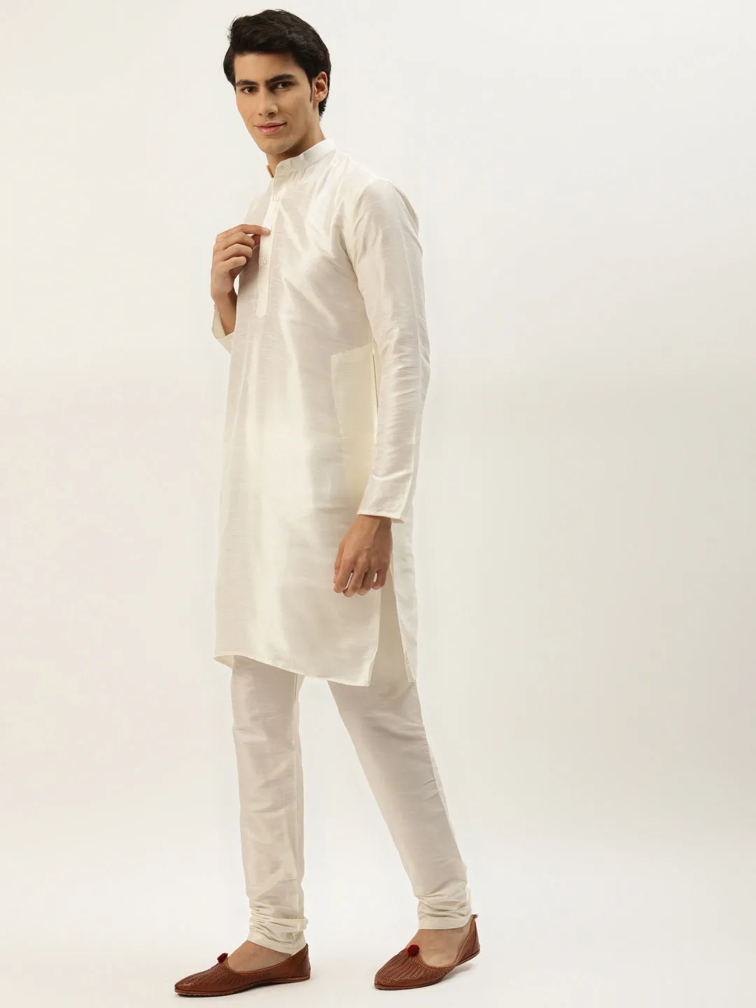 Men's Silk Blend Off White Kurta Pyjama & Bottle Green Nehrujacket Combo - Sojanya