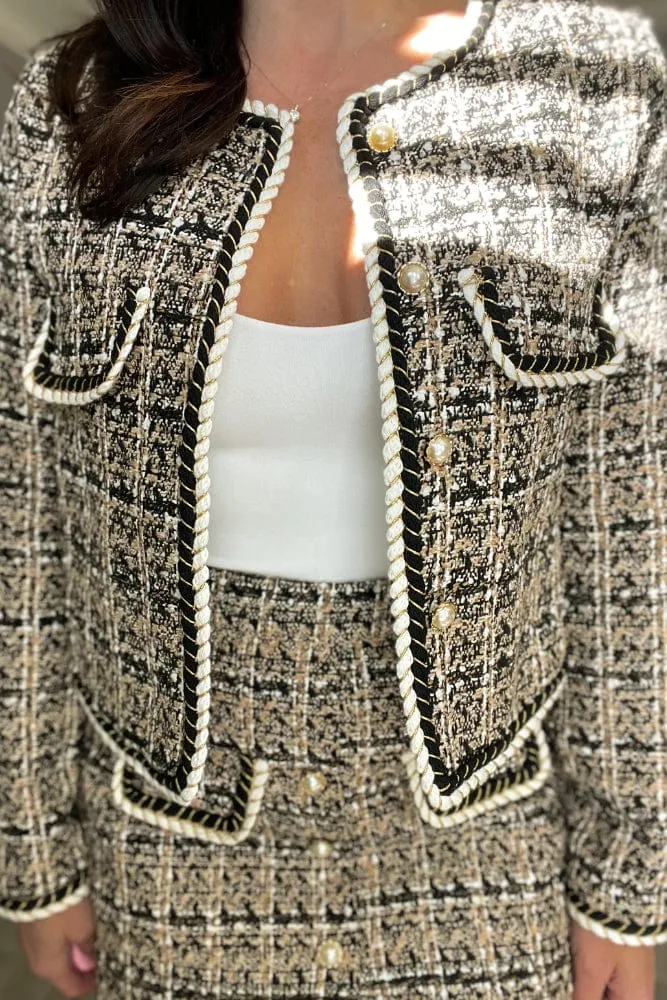 Timeless Designer Style Tweed Jacket with Pearl Buttons in Beige